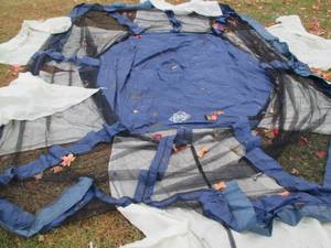Large screen tent roughly 1013 ...