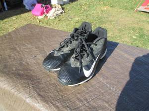 Nike baseball spikes mens size 8.5...