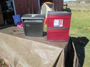 Fellowes paper shredder and Sterlit...