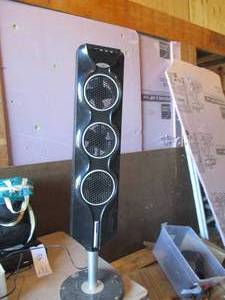 Ozeri tower fan...