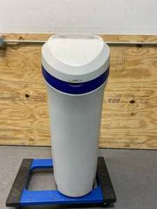 lot 125 image: MORTON M30 30,000 Grain Water Softener