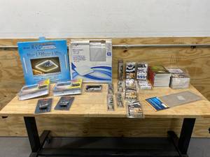 lot 133 image: Lot of Miscellaneous Items