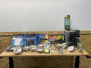 lot 148 image: Lot of RVCamperMisc Items