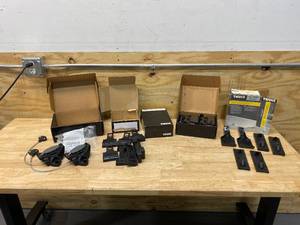 lot 31 image: THULE Lot of Various Items