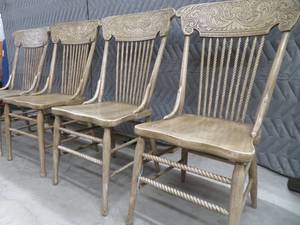 lot 6 image: 4 PRESSED BACK CHAIRS