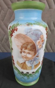 lot 16 image: ANTIQUE VASE AUSTRIA