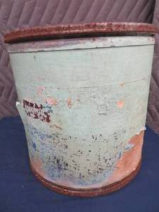 lot 59 image: HEAVY CARDBOARD CAN. LARGE