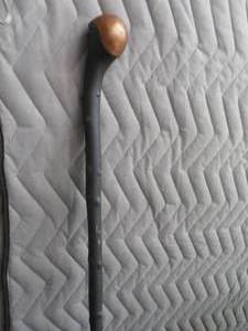 lot 73 image: HEAVY DUTY CANE