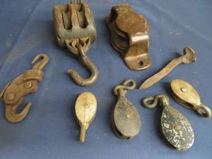 lot 96 image: ANTIQUE  VINTAGE HOOKS AND PULLYS
