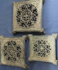 lot 97 image: 3 CAST IRON TRIVITS BASES