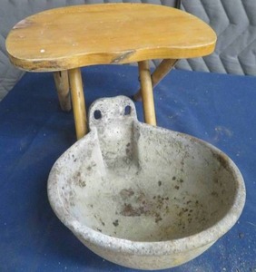 lot 100 image: NEVCO MILKING STOOL  CAST IRON WATER BOWL