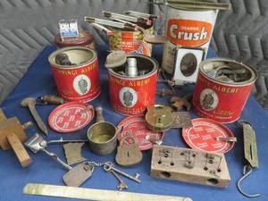 lot 108 image: LOTS OF VINTAGE  ANTIQUE TREASURES IN CANS