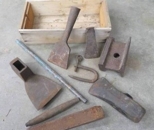 lot 134 image: PRIMATIVE STEEL TOOLING