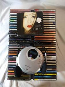 57 CDS & Memorex Portable CD Player
