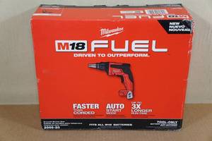 NEW Milwaukee M18 Fuel Drywall Screw Gun - Tool Only