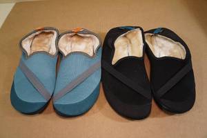 2 Pairs Mens Large Kozikicks Footwear -Fits Shoe Size 10-11