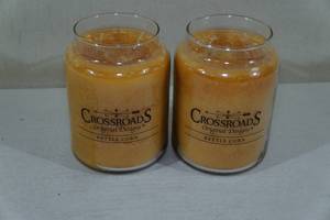 2 New Crossroads Candles -Kettle Corn