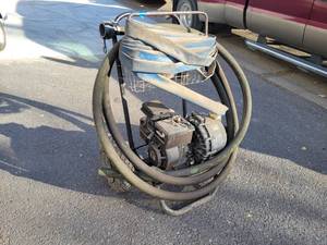 lot 654 image: PACER SEB2YL E3C 150GPM Self-Priming Centrifugal Transfer Pump w 3HP Briggs & Stratton Engine and Cart - NO SHIPPING