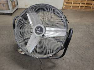 lot 656 image: 30 Direct Drive Drum Fan on Wheels - Model HVD-30T - Tested and Works - NO SHIPPING