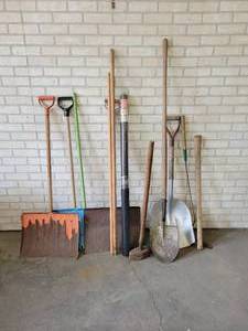 lot 695 image: Lot of Snow Shovels, Spade, Maul, Roll of Screen and More - NO SHIPPING