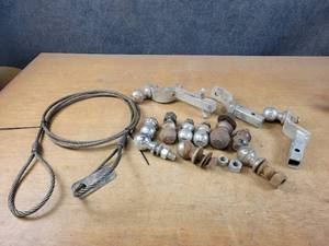 lot 697 image: Large Lot of Hitch Balls, Receivers and Steel Cable Sling