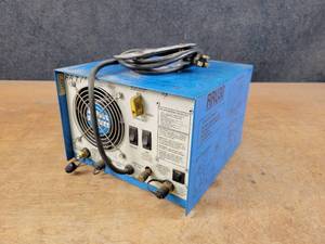 lot 718 image: Refrigerant Recovery Machine - Model RRU30 - Tested and Works