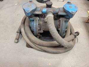 lot 756 image: Warren Rupp SandPiper Air Operated Diaphragm Pump, Model EB1-SM - NO SHIPPING