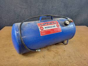 lot 775 image: Portable Air Tank - Approx. 25 x 12 Diameter - NO SHIPPING