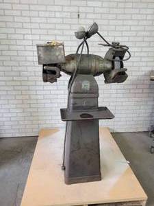 lot 798 image: SIOUX 10 Heavy Duty Grinder - Model 2050 - 115V 1PH - NO SHIPPING