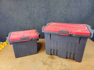 lot 810 image: igloo Deckmaster Deck Storage Containers (24 x 16 x 16) and (18 x 12 x 12) - NO SHIPPING