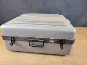 lot 896 image: Large Parker Foam Storage Case, Hard Side - Overall Approx. 24 x 20 x 12