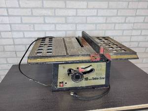 lot 914 image: 10 Portable Table Saw - Tested and Works - NO SHIPPING