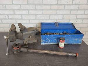 lot 916 image: CRAFTSMAN 5-12 Bench Vise (Missing one Jaw pad), Toolbox w Hardware and TOLEDO Pipe Threader - NO SHIPPING