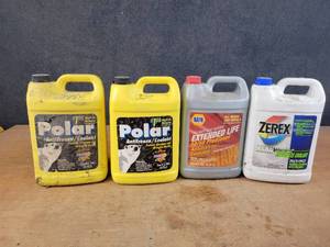 lot 844 image: Coolant - Mixed 5050 - Probably 3 Gallons between the 4 Jugs - NO SHIPPING