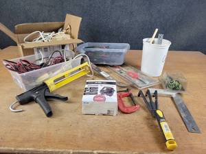 lot 891 image: Large Lot of Tools, Supplies and More