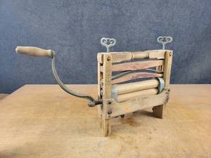 lot 1034 image: Antique Anchor Wood Clothes Wringer