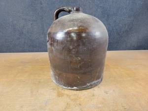 lot 1035 image: Antique 6 Gallon Stoneware Jug - NO SHIPPING
