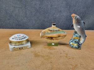 lot 1092 image: (3) Vintage Liquor Decanters - Superdome and (2) Fish Theme - NO SHIPPING