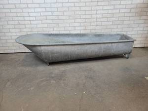 lot 1007 image: Antique Galvanized Bathtub - Approx. 70 x 27 x 15 - NO SHIPPING