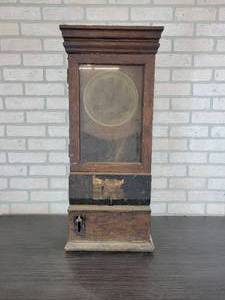 lot 1006 image: Antique International Time Recordisc Co. Time Clock - NO SHIPPING