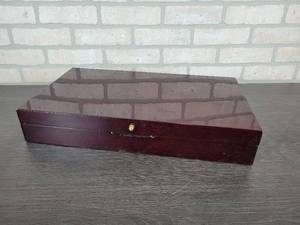 lot 1186 image: Wallace Silversmiths Silverware Storage Box