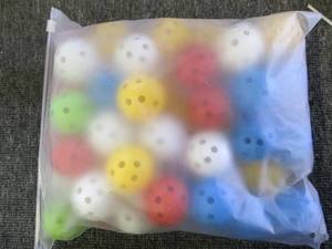 new bag of 50pcs of plastic balls ...