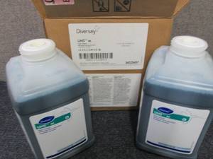 lot 139 image: Diversey Floor Cleaner UHS, SC  2....