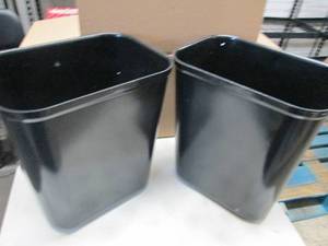 lot 199 image: 2 Rubbermaid Commercial Products Fi...
