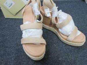 lot 314 image: Size 7 Ladies Espadrille Platform S...