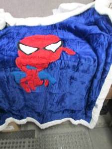 lot 321 image: Marvel Spiderman Sherpa Throw 50x60...