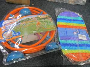 lot 362 image: Banzai Water Sprinkler, Fidget Game...