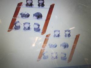 lot 381 image: 2pk  BOWEN EZ Acrylic Display Riser...