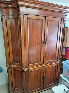 lot 301 image: Wood Hutch  Entertainment Stand 2-piece