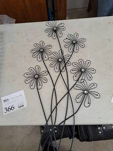 lot 366 image: Floral Metal Wall Art
